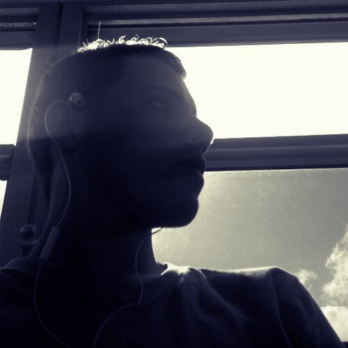 Bballer_Skater's profile picture. Prove people wrong :)