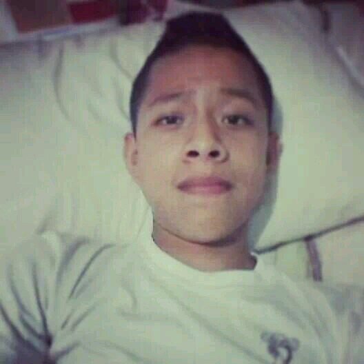 sigueme y te sigo
;) ♥_♥