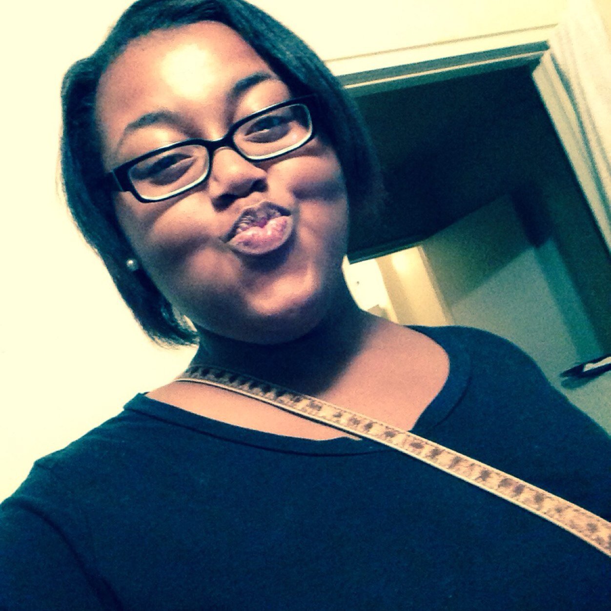 Moving_Forword's profile picture. Some Ppl Come an Go in Your Life But Im Glad Mine Here To Stay!