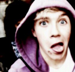 niall makes me hurt in special places