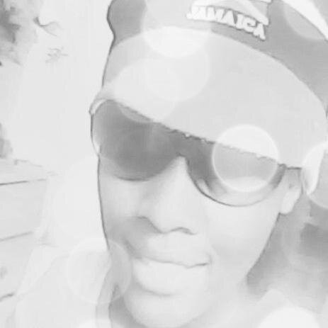 Chikashani's profile picture. Life.... Mhm. Things happen, ppl change. Thought u were some1 but jus realised that was a mask...