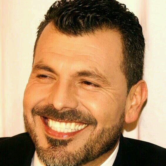 LeoRimixRadio's profile picture. https://t.co/RCAHKESEIG = 21.5 million unique users/listeners, 14K FB clicks/day