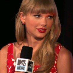 i need taylor swift in my life to be happy