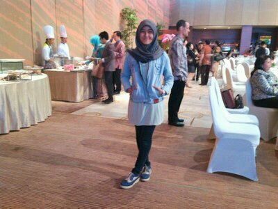Keep fight and spirit :D | Math edu '12 UIN Jakarta | Mezzosoprano singer @psmuinjkt | Beauty Consultant Oriflame | https://t.co/5ShhLQyoRL