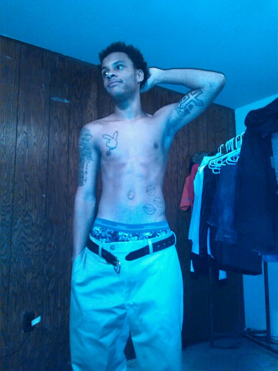 #Greg Nation #C.O.M Nation. Im Blessed. And Tatted. I'm Me. 
18 RIP Granny & Mr. P Rest In Paradise