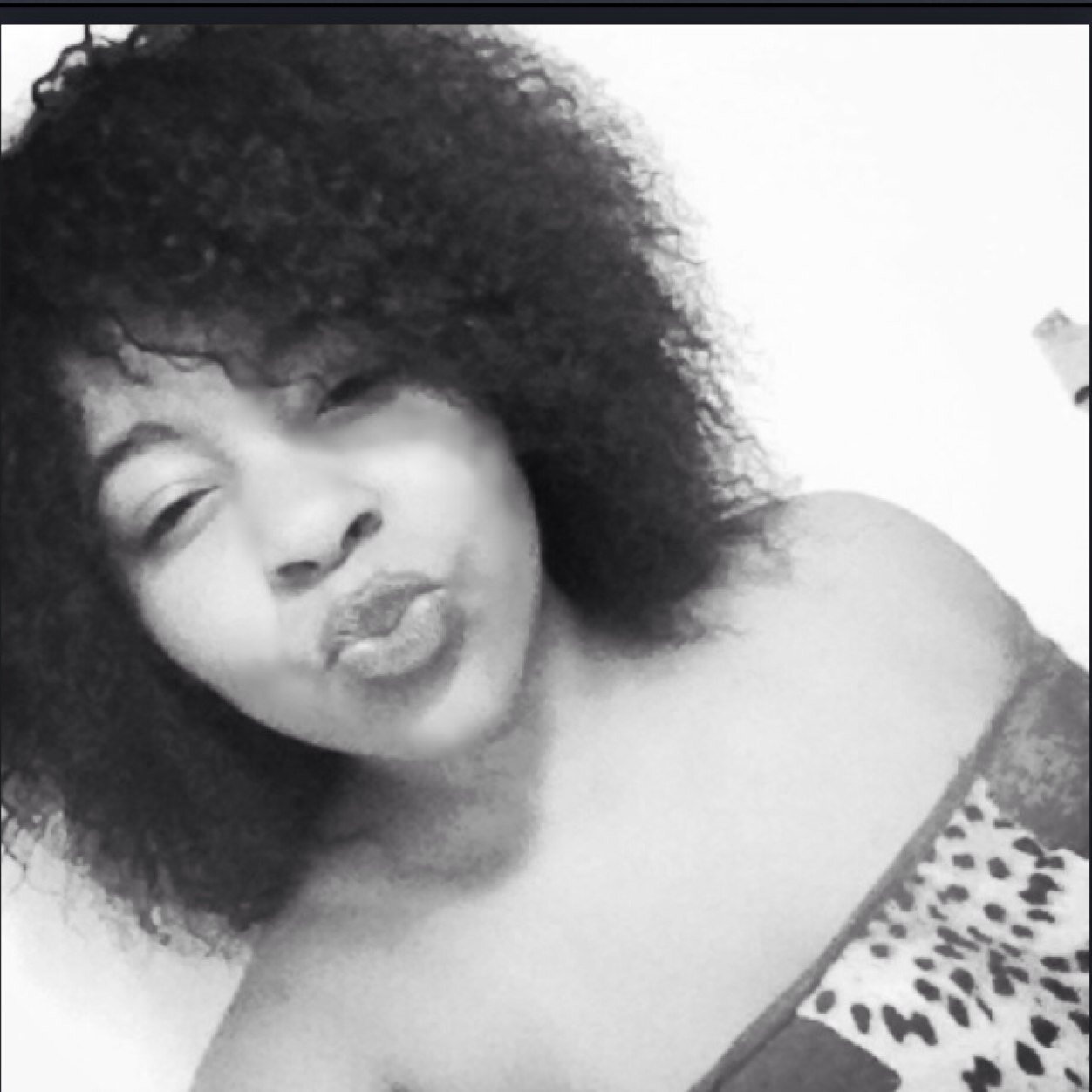 Embrace your presence in the Garden of life Kik me : Milly_Denise Fb: Ladiee Denise