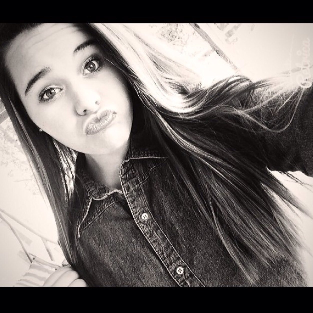 14, emblem, directioner, jenner lover!