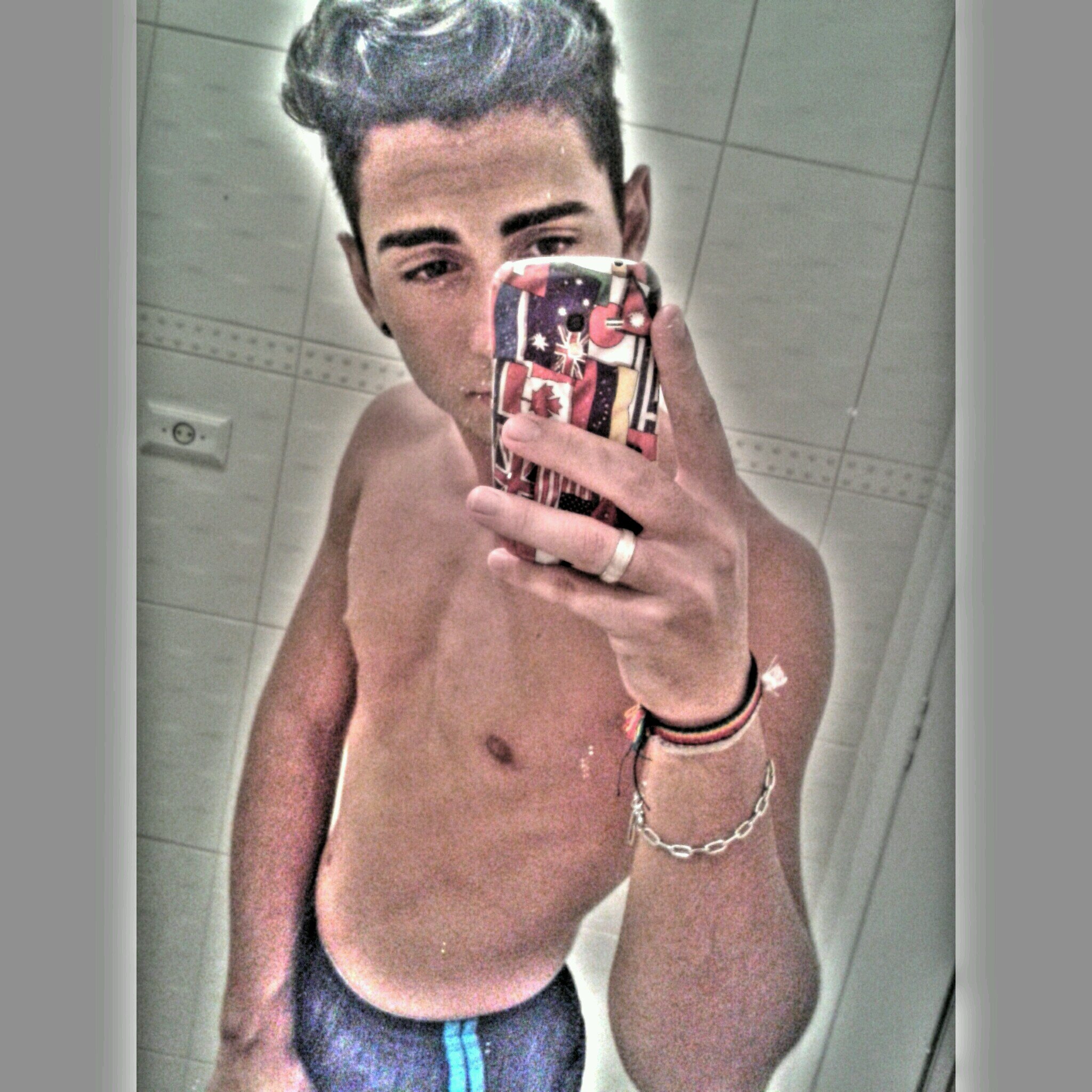 Brazil,17         Followme;