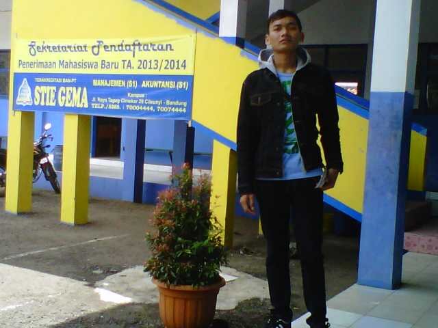 Jl.pangsor-bunter rt 03/03 desa cihanjuang kec.cimanggung kab.sumedang 45364