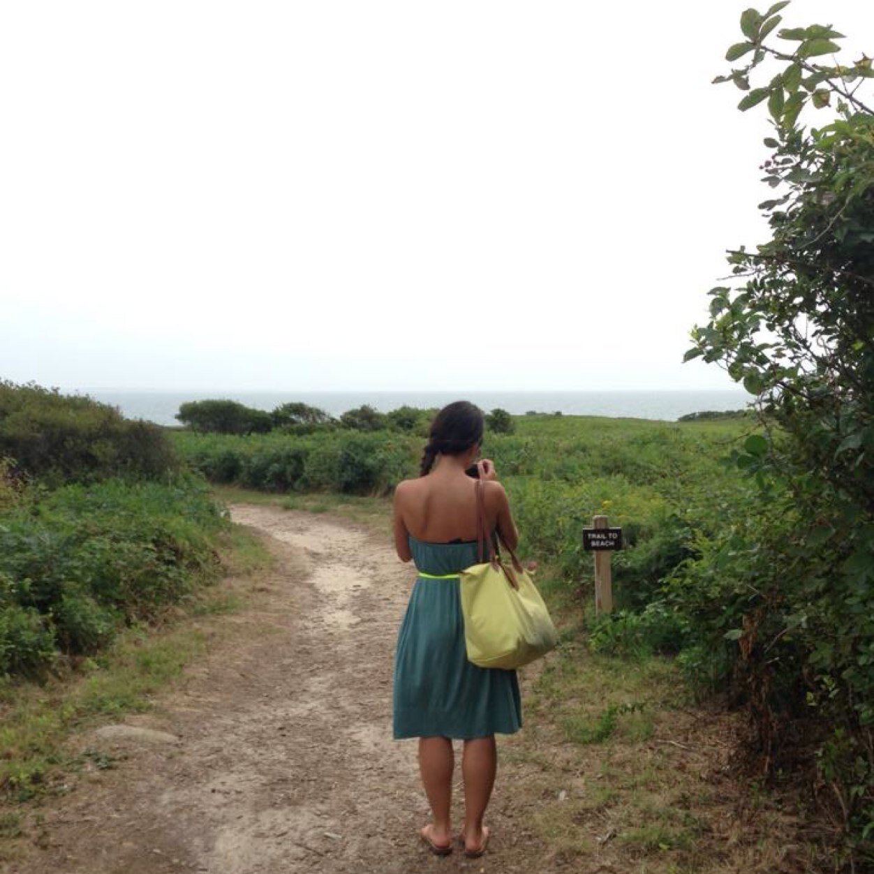 There are many things in life that will catch your eye. But only a few will catch your heart.Pursue those. ♥