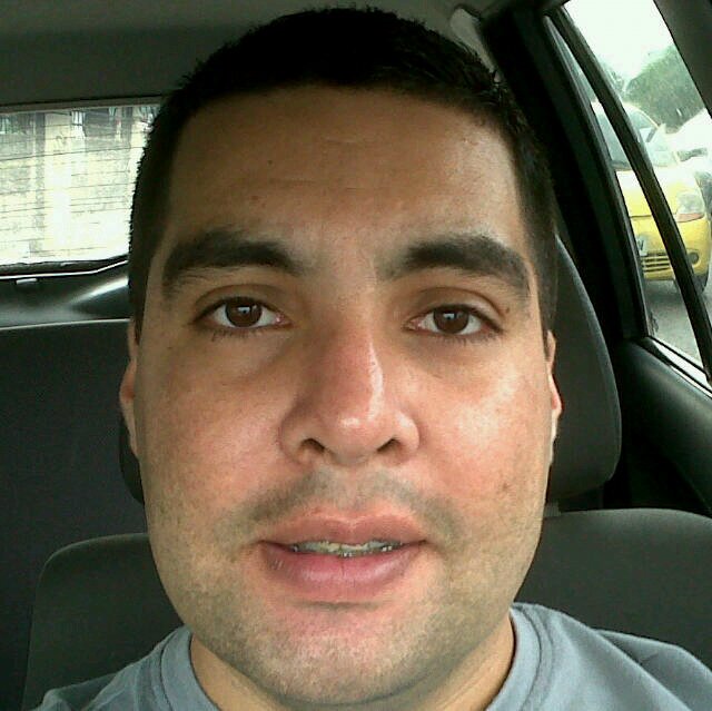 Profesor de la Universidad de Carabobo, Facultad de Ciencias de la Salud - Sede Aragua. Profesor de Inglés. Adscrito al Departamento de Idiomas.