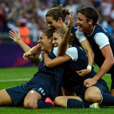 uswnt love!