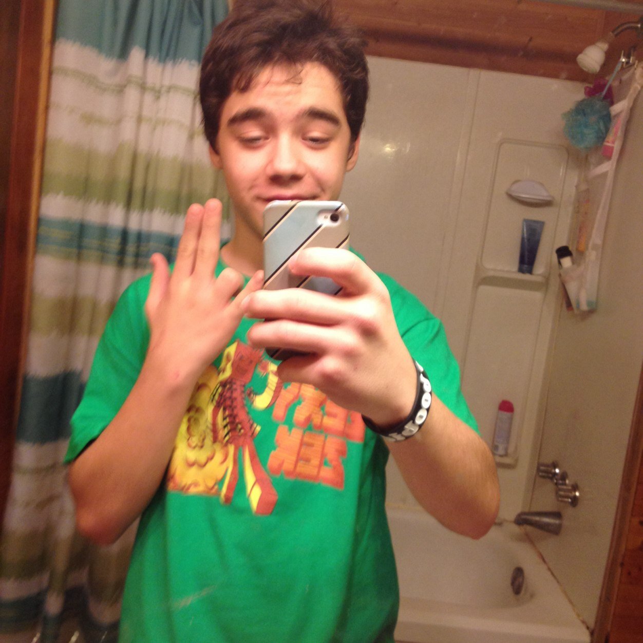 _XxFireFoxxX's profile picture. Loading Swag....