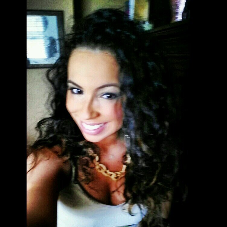 _natashamichele's profile picture. 