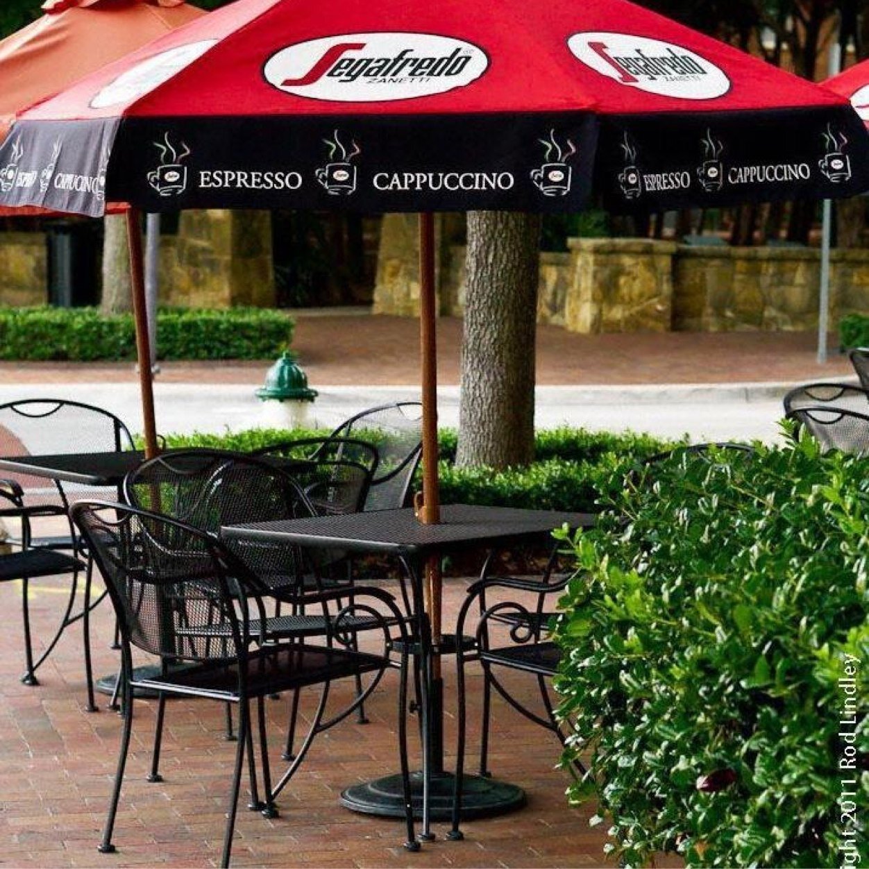 A truly unique wine and dine experience for everyone. Cafe by day, wine bar by night. 15701 Quorum Drive, Addison, TX 75001