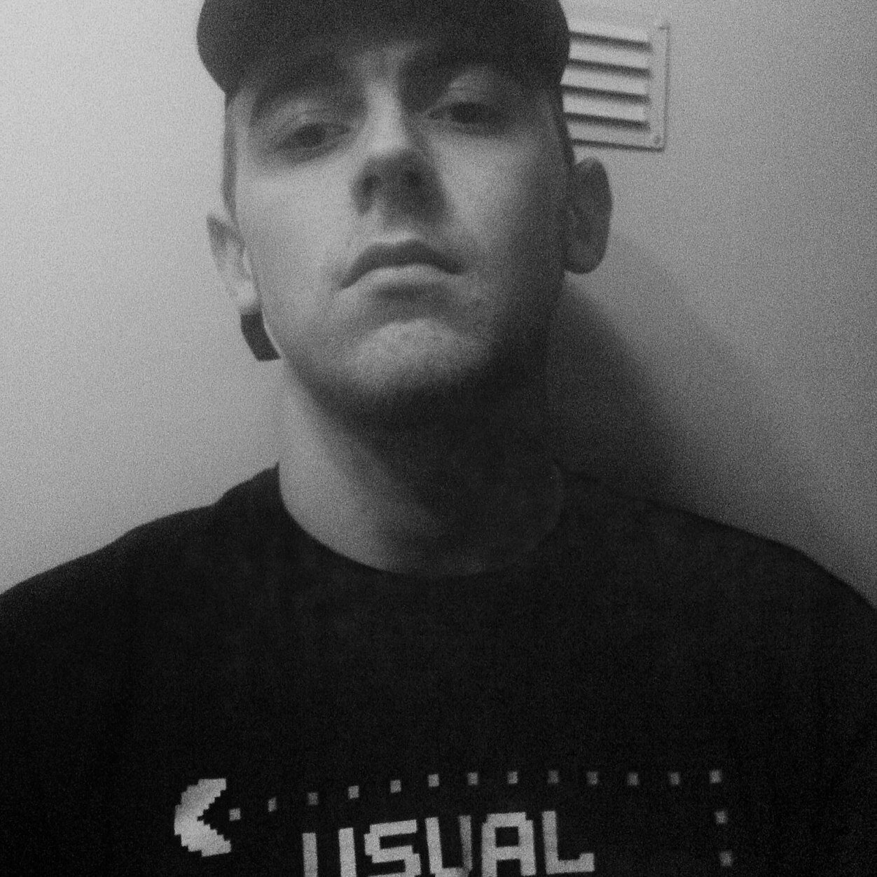I'm a beatboxer, 22 west midlands follow me :)
