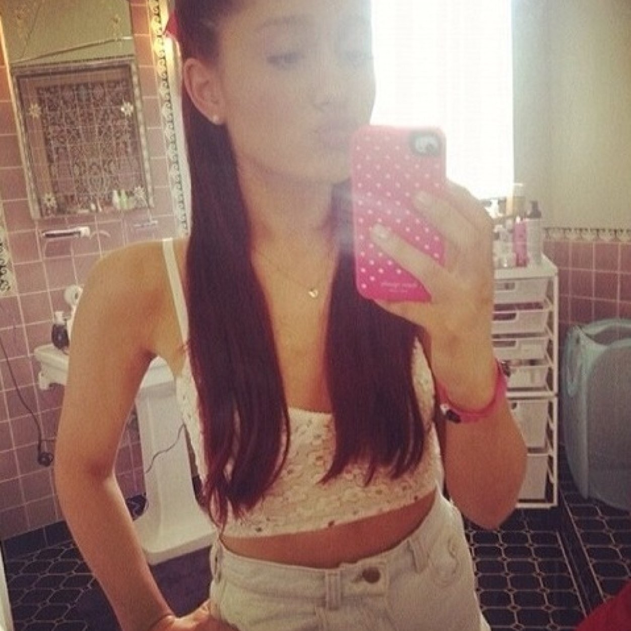 Please Follow @arianasperf1313