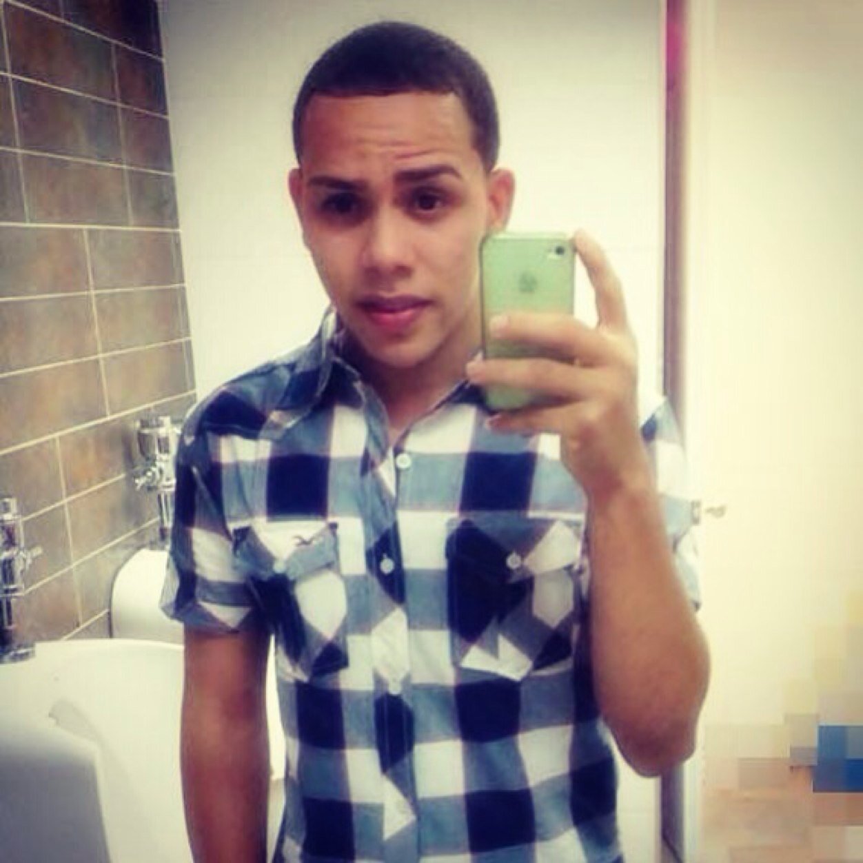 Adorable_Boyz's profile picture. Un Tipo Real, D' Carne & Hueso Con Virtudes & Defectos... 'Simpático' & Muy AmiistosO.... Lo Demás Preguntamelo :D. #PIN:7A01ABD9. 'WhatsApp: 809-878-5100. :)