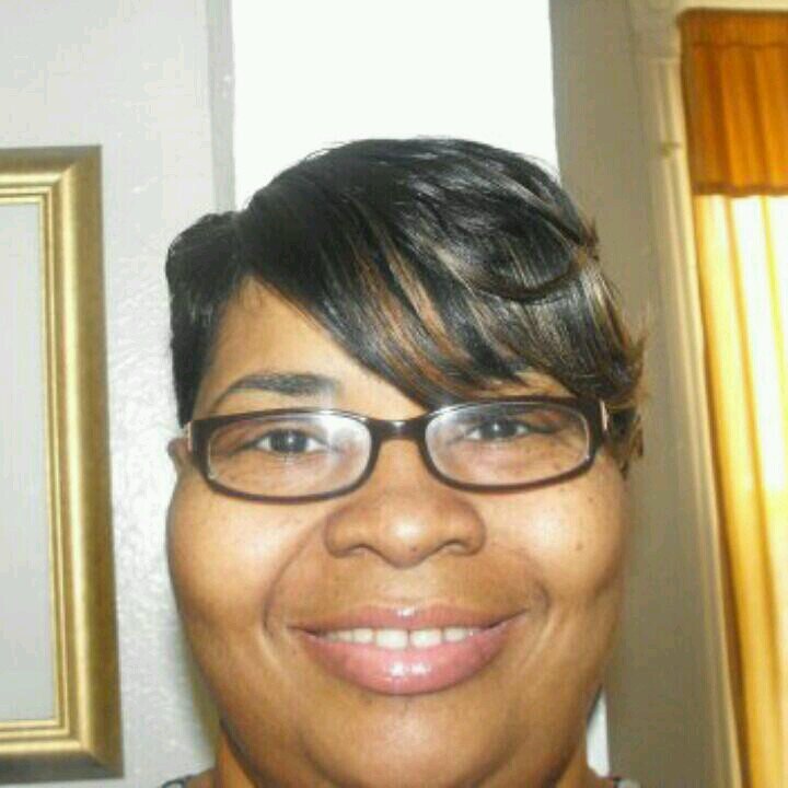 I AM THE MOTHER OF SIX.  I LOVE JESUS AND I LOVE TO WORSHIP....