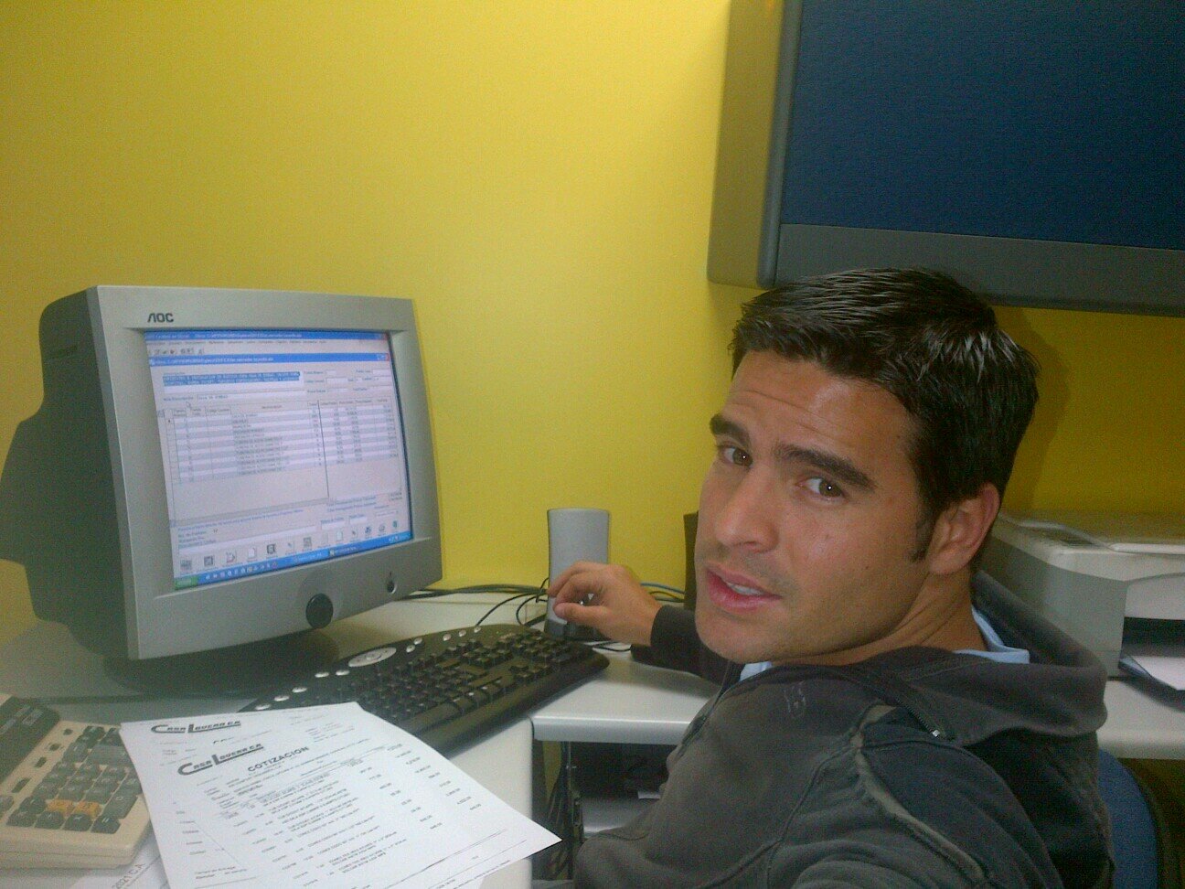 joseirivas's profile picture. playa, deporte, motos, reggae, positive vibration