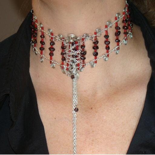 Dark Jewelgirl Designer for 
Dark Jewelgirl Designs
One of a kind statement jewelry.
Gemstones wire sculpture, Gothic, Medevil, victorian