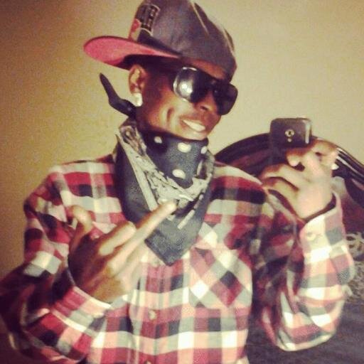 IG KingDee_Da_Stoner #Single #Virgo #FB #Dont hmu if You Don't Have Shit to talk about... Keep God 1St & Stay Trippy!!!!!