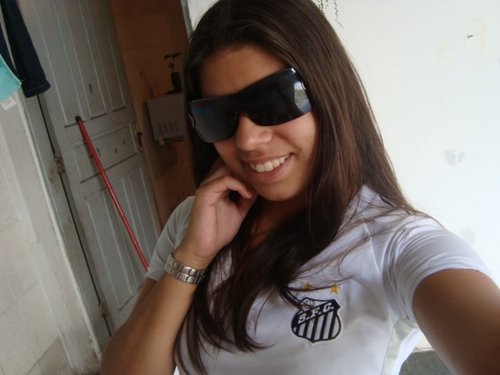 flaviachu's profile picture. 