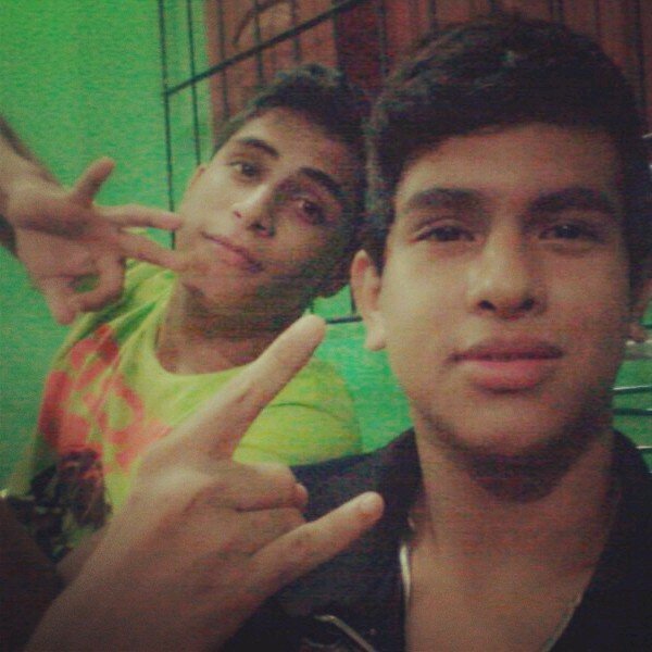 Pateta? *-* Me escolheu pra fazer isso aqui, marcou na minha vida, irritante, mala s2 Sempre que eu precisar te chamo, lembra? poiser ^^ via:: @AlynneMoura_