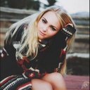 Courtney Bruce - @TrendyCourt - Twitter