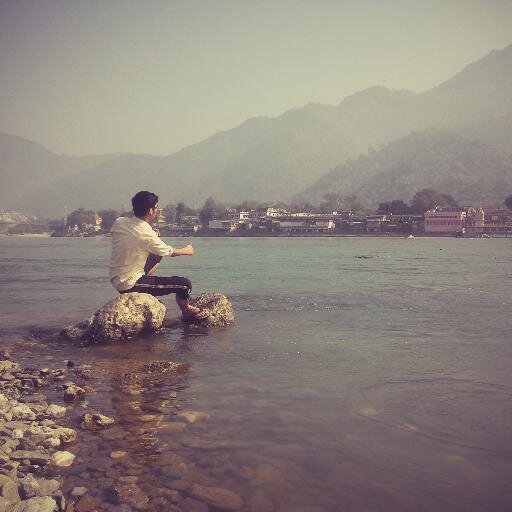 andhera_knight's profile picture. 