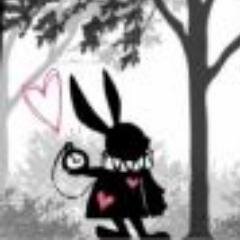歌い手&踊り手見習い。
みーちゃん、ただのん推し！

気軽に絡んでください♪
ツイート少なめ