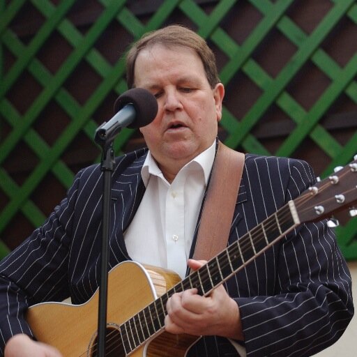 redversdowns's profile picture. A committed singer/songwriter