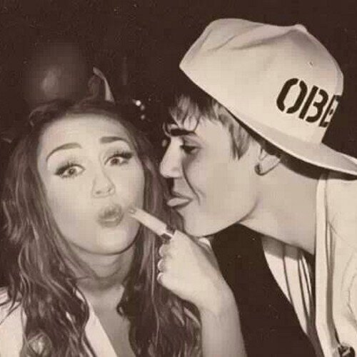 Jiley is real, i love u @justinbieber @mileycyrus