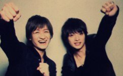 低浮上 俺足の皆さんドンドンフォローして下さい＼(^o^)／
玉ちゃん&横尾さんよりのオール担98line☆
