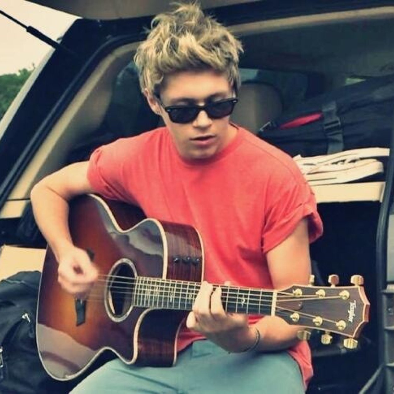This is the Fanpage of One Direction! Follow me if you want News from 1D. Niall Horan, Zayn Malik, Louis Tomlinson, Liam Payne and Harry Styles {WWAT 24.06.14}.