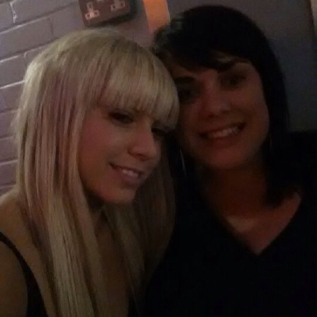 EmilyRyan_18's profile picture. 