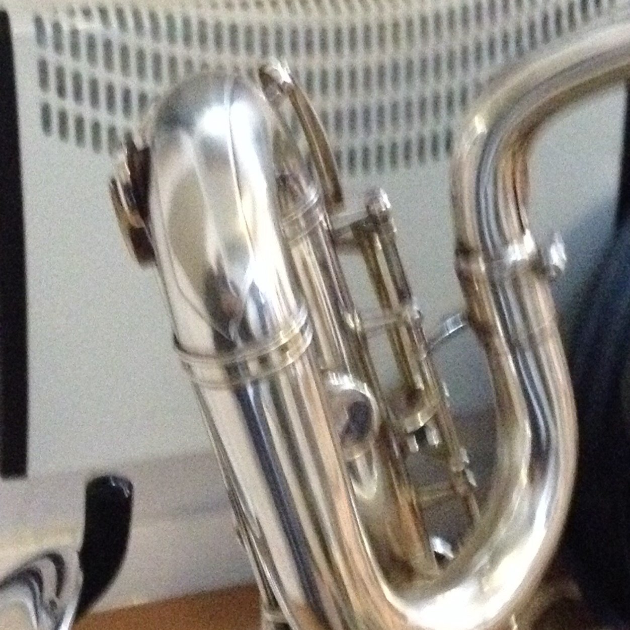Professional 2 - 6 piece horn section for your every musical need. Bespoke arrangements on request. Available for live bookings and studio work.