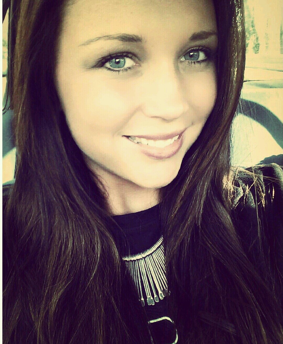 emiliebosch_hrm's profile picture. 19 jaar | 1e jaars student HRM | Fontys Hogescholen | Tilburg