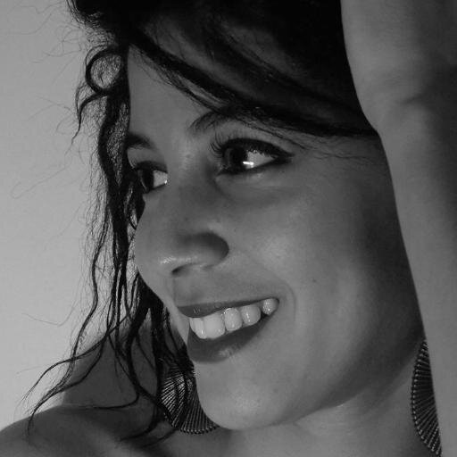 Actriz, Periodista y Titiritera... Reportera de AcentoTV, Actriz en @TeatroPiedePuente