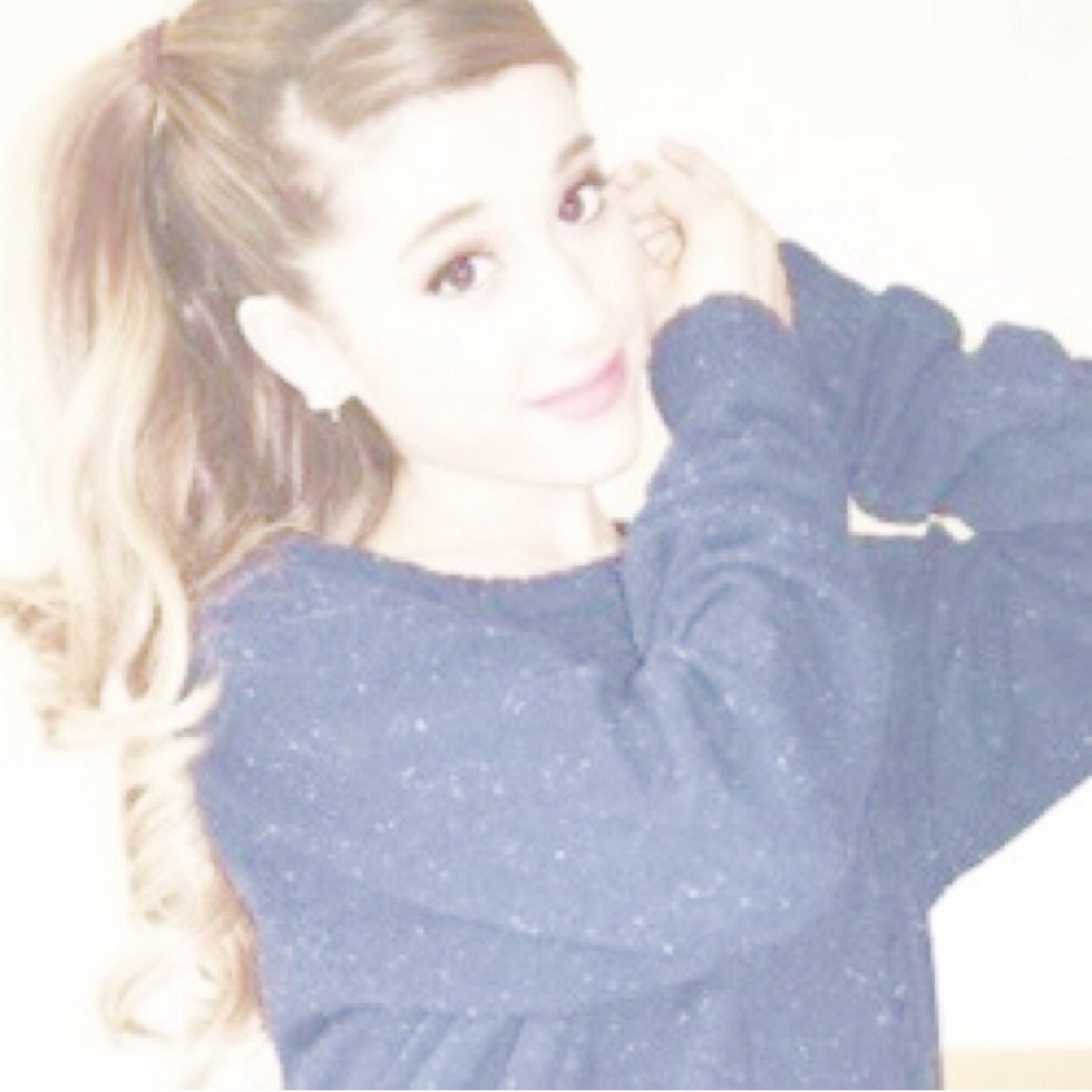 i gave you a free follow so please follow my main account @ArianaTrulyPerf