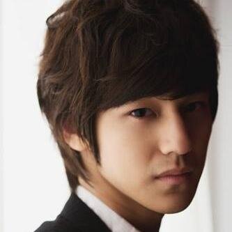 ekasuci_24's profile picture. 