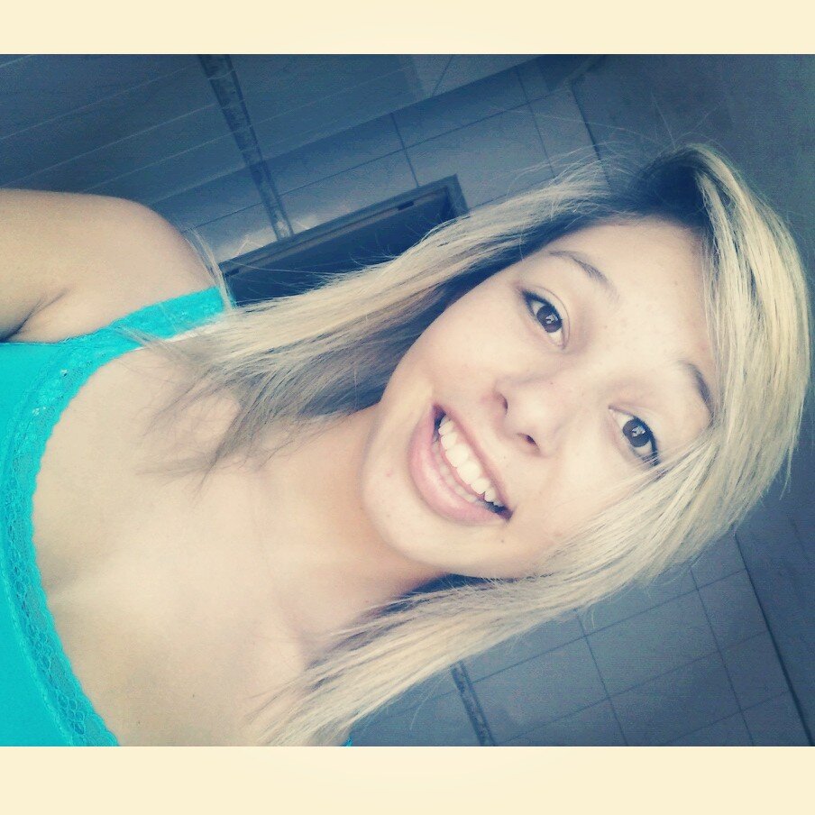 Quem se descreve, se limita'
