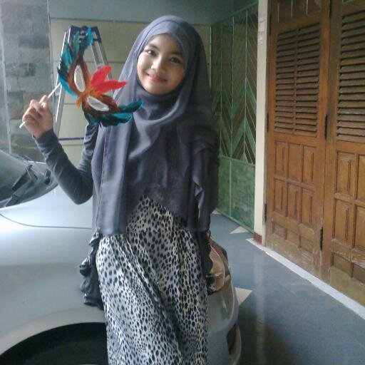 sari_shintia's profile picture. TN XXV