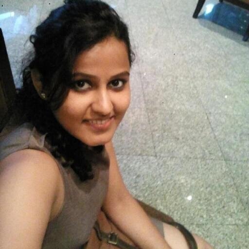 Daydreamer, Digital Marketing Enthusiast, Wine Lover, Traveler, Foodie, Movie buff