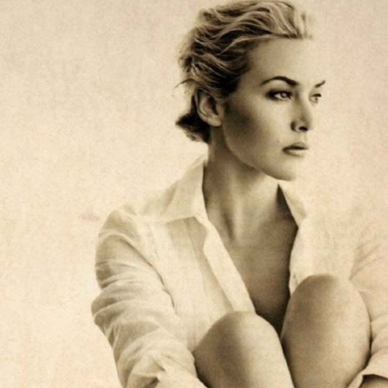 spagettilover's profile picture. When she was just a girl,
She expected the world,
But it flew away from her reach,So she ran away in her sleep. [Rp/Parody]