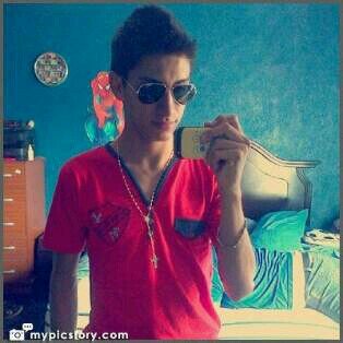 licenciado en proceso! viviendo una vida hermosa con mi bebe :') 3