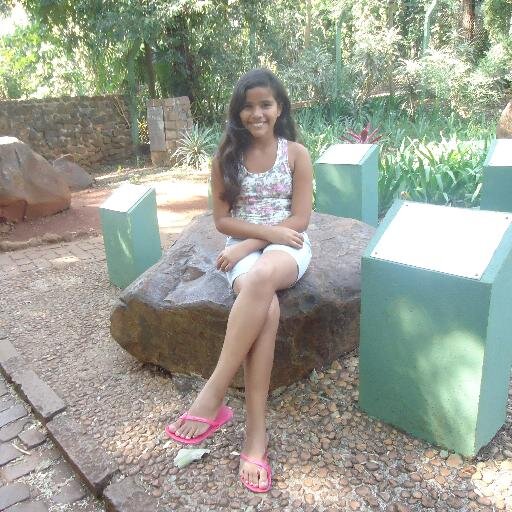 sou crente amo Deus e minha familia