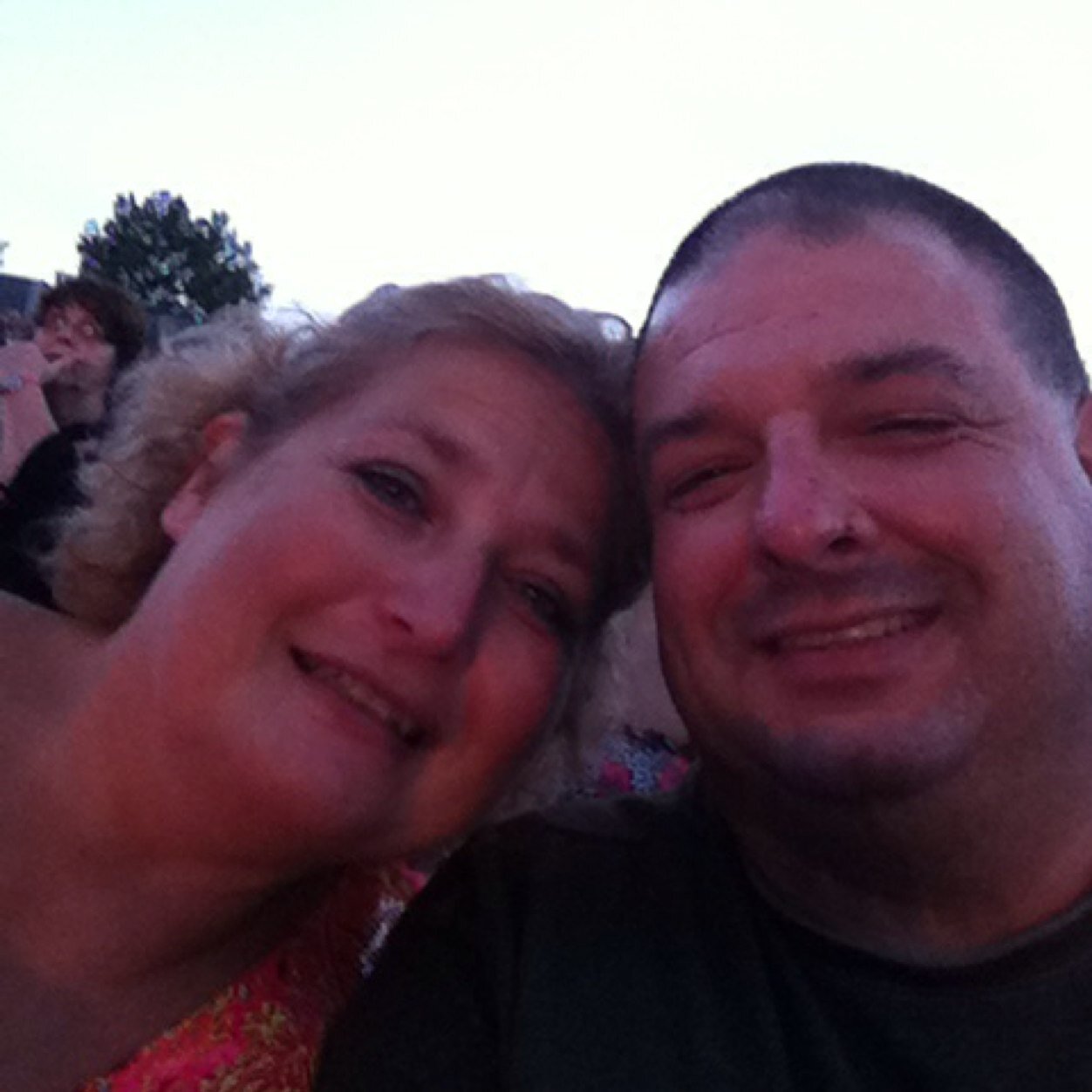 lisfarb's profile picture. 