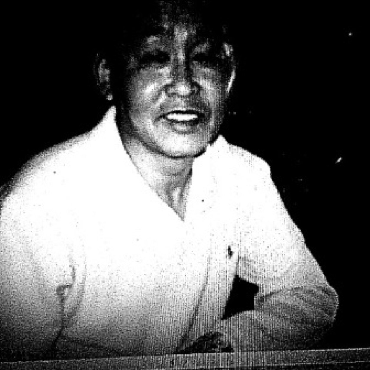 세상이 참 밝다! 어디서 부터일까...