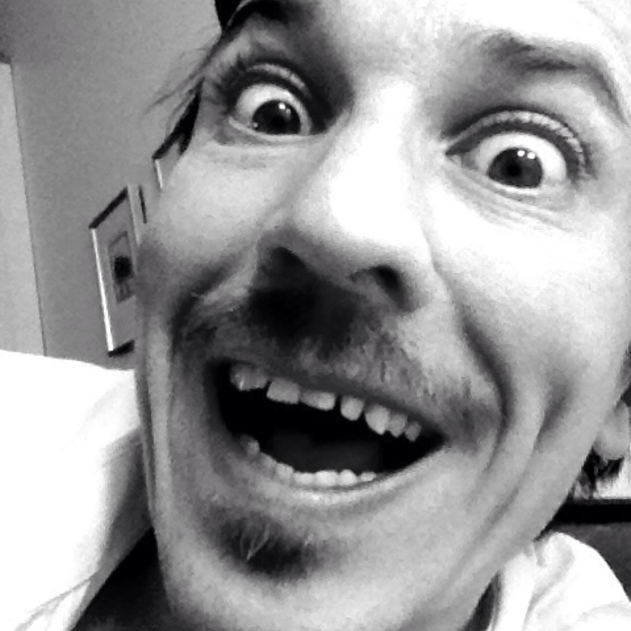 Nimroden's profile picture. Football, Music, Life and common sense..